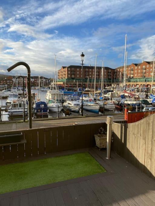Marina View Newcastle upon Tyne Exterior foto