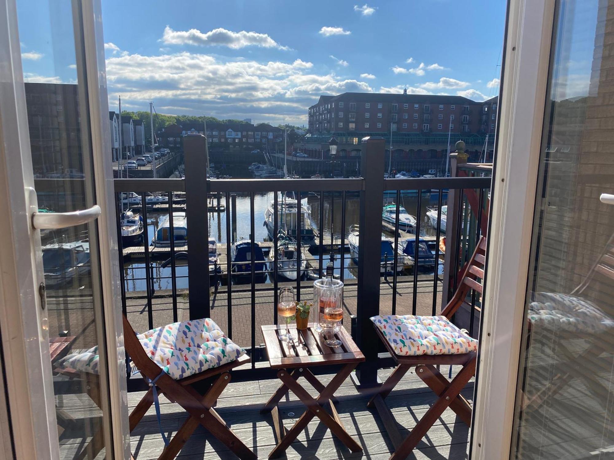 Marina View Newcastle upon Tyne Exterior foto